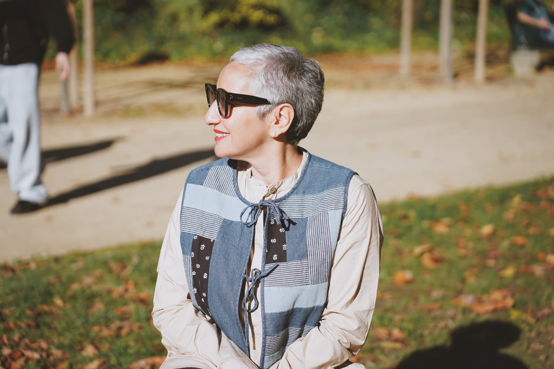 Gilet patchwork en denim, lumière d'automne